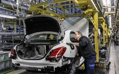 Mercedes відкликає мільйони авто через небезпечну неполадку